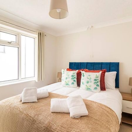 Incredible Sea View 2 Bedroom Beach Apartment Μπόρνμουθ Εξωτερικό φωτογραφία